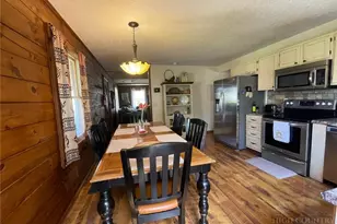 2266 Sugar Mountain 1st Rd, Newland, NC 28604 - Photo 8