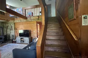2266 Sugar Mountain 1st Rd, Newland, NC 28604 - Photo 12
