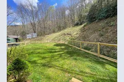 2266 Sugar Mountain First Road, Newland, NC 28604 - Photo 34
