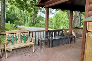 61 Lucky Hl Rd, Grassy Creek, NC 28631 - Photo 10