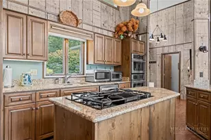 173 Skiview Rd, Seven Devils, NC 28604 - Photo 18