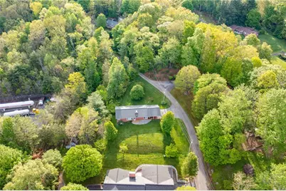147 Forest Hill Drive, West Jefferson, NC 28694 - Photo 2