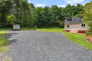 2253 Deep Ford Rd, Lansing, NC 28653 - Photo 32