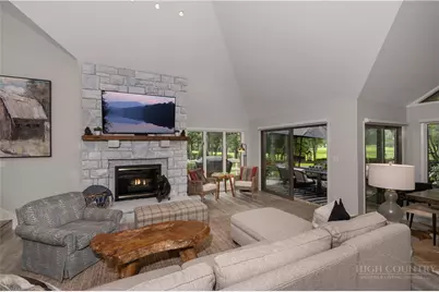 870 Clubhouse Drive #B2, Banner Elk, NC 28604 - Photo 6