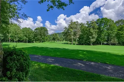870 Clubhouse Drive #B2, Banner Elk, NC 28604 - Photo 22