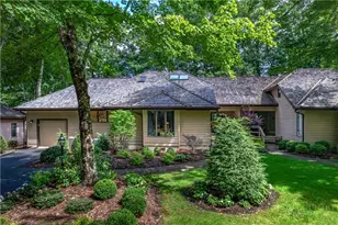 870 Clubhouse Dr, Banner Elk, NC 28604 - Photo 1