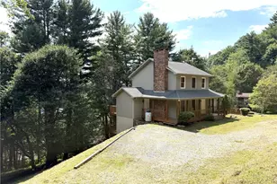 240 Hiview Dr, Blowing Rock, NC 28605 - Photo 4