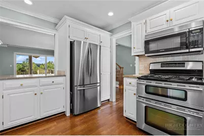 139 The Pines, Blowing Rock, NC 28605 - Photo 2