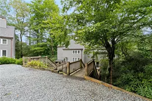 237 Briarcliff Rd, Sugar Mountain, NC 28604 - Photo 24