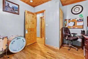 2417 Russ Norris Rd, Elk Park, NC 28622 - Photo 36