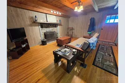 675 Clifton Springs Trl, Warrensville, NC 28693 - Photo 2
