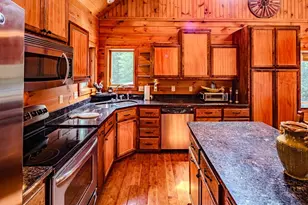 10 Valley Ln, Newland, NC 28657 - Photo 14