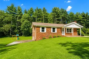 132 Oakdale Rd, Ennice, NC 28623 - Photo 2