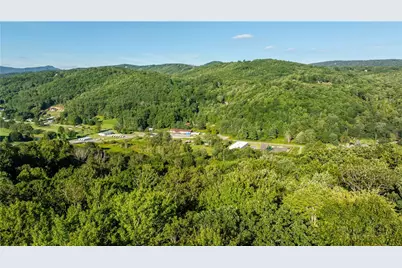 634 Stover Ridge, Newland, NC 28657 - Photo 4