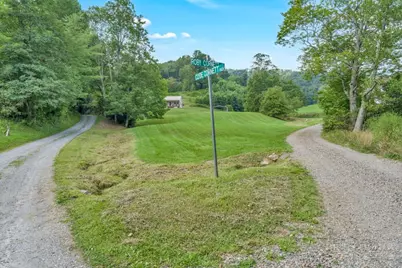 193 Roby Cornett Road, Vilas, NC 28692 - Photo 28