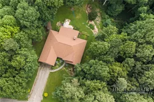 683 Grande Oaks Dr, Todd, NC 28684 - Photo 2