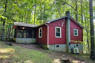 319 Walnut Hills Cir, Crumpler, NC 28617 - Photo 16