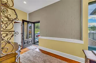 201 Jefferson Station Pl, West Jefferson, NC 28694 - Photo 4