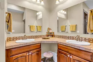 201 Jefferson Station Pl, West Jefferson, NC 28694 - Photo 20