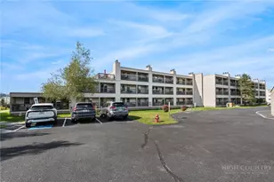 301 Pinnacle Inn Rd, Beech Mountain, NC 28604 - Photo 2