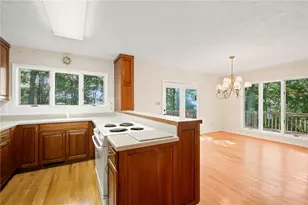 765 Oak Ridge Dr, Boone, NC 28607 - Photo 10