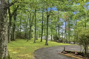 765 Oak Ridge Dr, Boone, NC 28607 - Photo 4