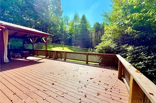 310 Country Ln, Newland, NC 28657 - Photo 24