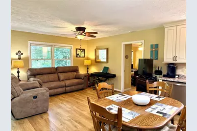 310 Country Lane, Newland, NC 28657 - Photo 6