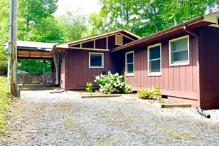 310 Country Ln, Newland, NC 28657 - Photo 1