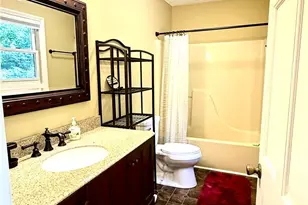 310 Country Ln, Newland, NC 28657 - Photo 16