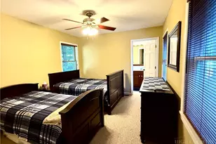 310 Country Ln, Newland, NC 28657 - Photo 18