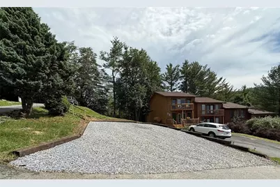 270 Elk Hill Drive, Banner Elk, NC 28604 - Photo 8