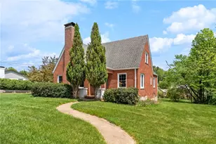 306 Wilton Ave, West Jefferson, NC 28694 - Photo 1