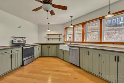 124 Bubbling Brook, Zionville, NC 28698 - Photo 22