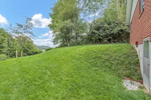 6104 Howard's Creek Rd, Boone, NC 28607 - Photo 8
