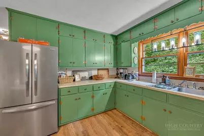 6104 Howards Creek Road, Boone, NC 28607 - Photo 16