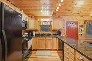241 Charlie Warwick, Fleetwood, NC 28626 - Photo 8