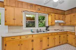 2495 E Little Horse Creek Rd, Lansing, NC 28643 - Photo 16