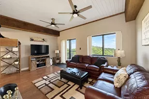 303 Sugar Top Dr, Sugar Mountain, NC 28604 - Photo 2