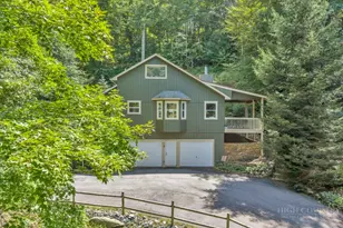 393 Green Cove Rd, Sugar Mountain, NC 28604 - Photo 4