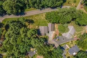 81 Pine Tree Dr, Roaring Gap, NC 28668 - Photo 2