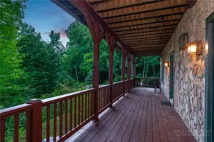 225 Isle of Skye, Banner Elk, NC 28604 - Photo 10