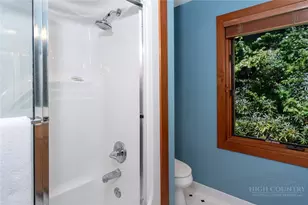 225 Isle of Skye, Banner Elk, NC 28604 - Photo 34