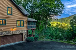 225 Isle of Skye, Banner Elk, NC 28604 - Photo 2