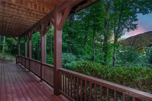 225 Isle of Skye, Banner Elk, NC 28604 - Photo 12