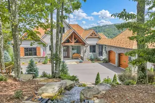 977 Summit Park Dr, Banner Elk, NC 28604 - Photo 4