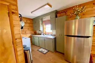 547 Round Knob Ridge Rd, West Jefferson, NC 28694 - Photo 22