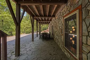 689 Sugar Mountain Dr, Sugar Mountain, NC 28604 - Photo 36