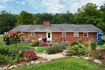 590 Cranberry Street, Newland, NC 28657 - Photo 38