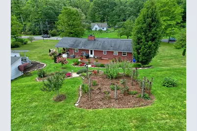 590 Cranberry Street, Newland, NC 28657 - Photo 30